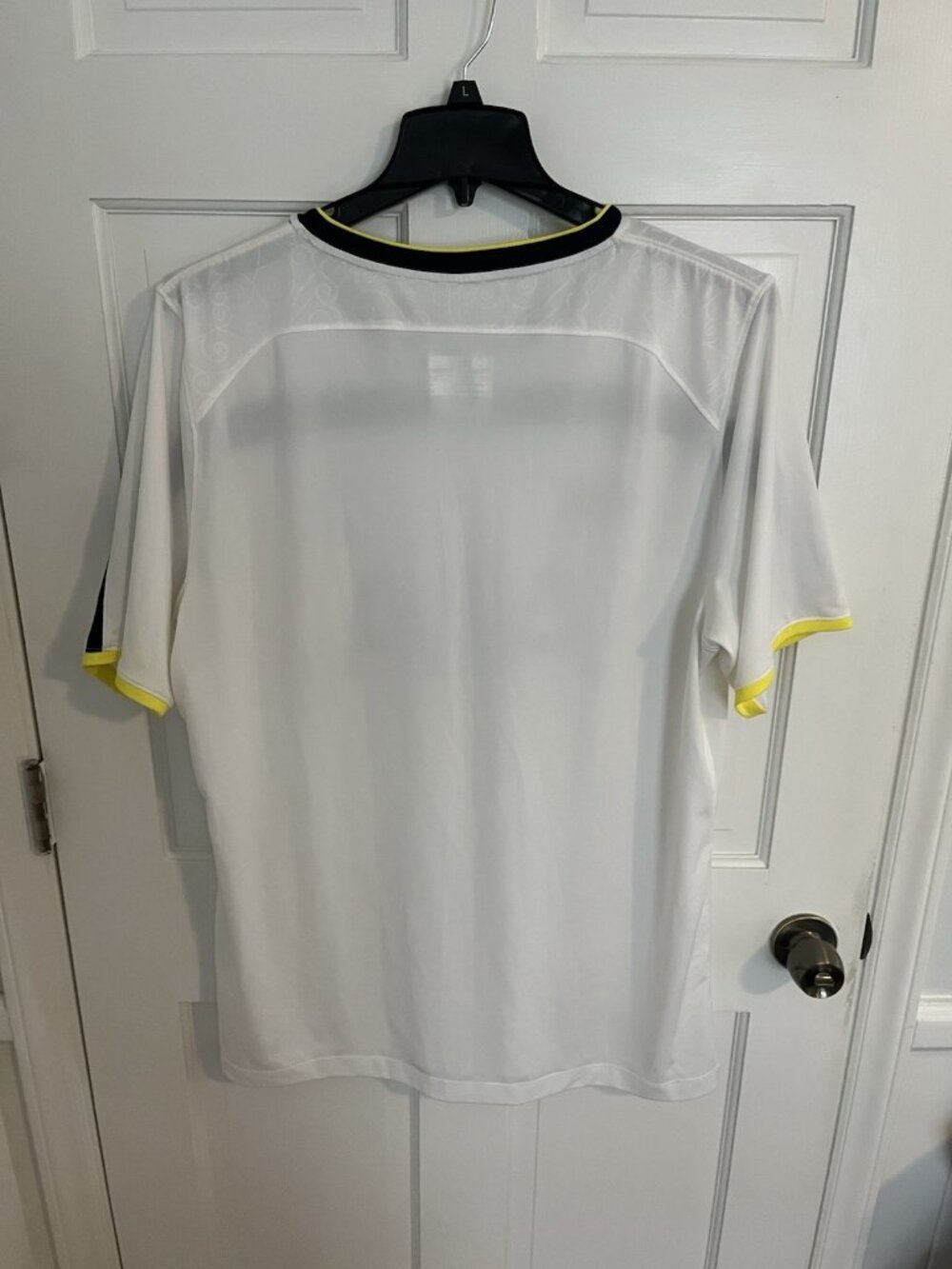 Under Armour Tottenham Hotspur White Soccer Jersey with Navy and Yellow Trim - Picture 5 of 5